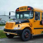 Busco conductor con experiencia para transporte escolar