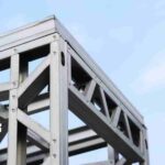 Busco soldador de estructuras livianas para proyectos cortos
