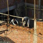 Se buscan albañiles para obras grandes