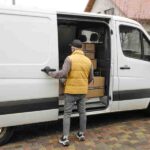 Se buscan choferes de furgón para entrega de productos