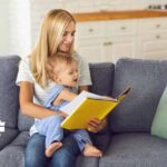 Estoy buscando una niñera responsable para mis hijos durante la mañana mientras hacen manualidades y aprenden nuevas cosas