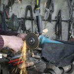 Se busca soldador y ayudante para reparación y fabricación de remolques